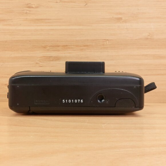 Samsung AF-Slim R 35mm Point & Shoot Film Camera / Tested & Working - Picture 6 of 9